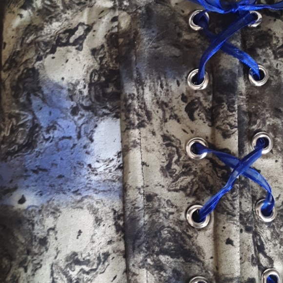 Corsette $SOLD$ - Picture 2 of 3